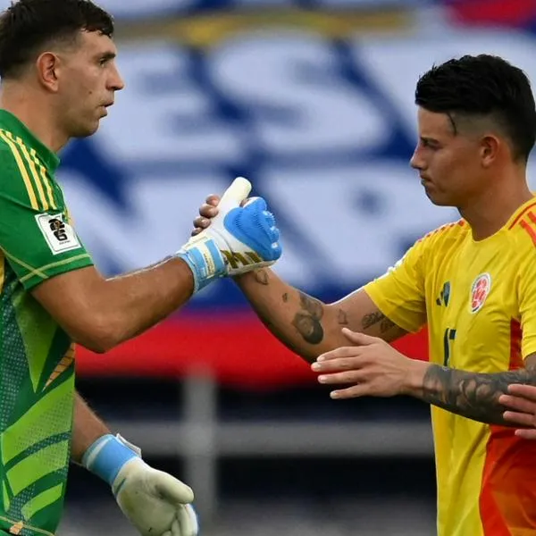 Dibu Martínez publicación tras Argentina-Colombia; ¿respuesta a James Rodríguez?