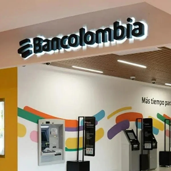 Bancolombia con tarjeta de crédito por $ 48.000 de cuota de manejo mensual