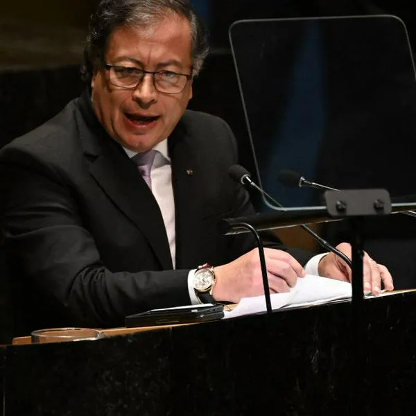 Gustavo Petro enfrenta críticas y divisiones por acusar a presidente del Senado de golpe de Estado