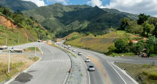 Alivio para conductores que transitan en vía de Zipaquirá, Cundinamarca