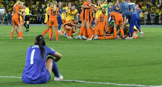 Linda Caicedo y Luisa Agudelo llorando por eliminación de Colombia Mundial Sub-20