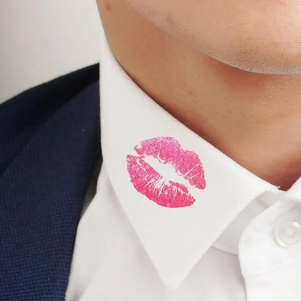 Mujer descubrió que su esposo le hacía infiel con una enfermera.