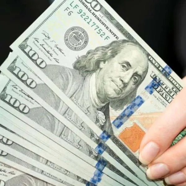 El dólar se quedó corto hoy, lunes 16 de septiembre de 2024, en Colombia: precio y TRM registraron una nueva caída y así quedó.