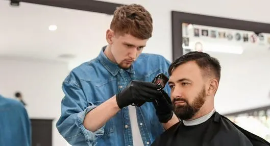 ¿Cuáles son los cortes de cabello para hombres más populares en Colombia?