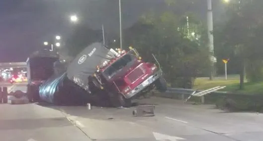 Trancón en la Autopista Norte por camión se quedó sin llantas.