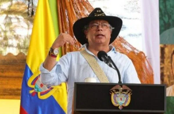 “Les ponen un impuesto y chillan”: el dardo del presidente Petro a los ‘ricos’ del país