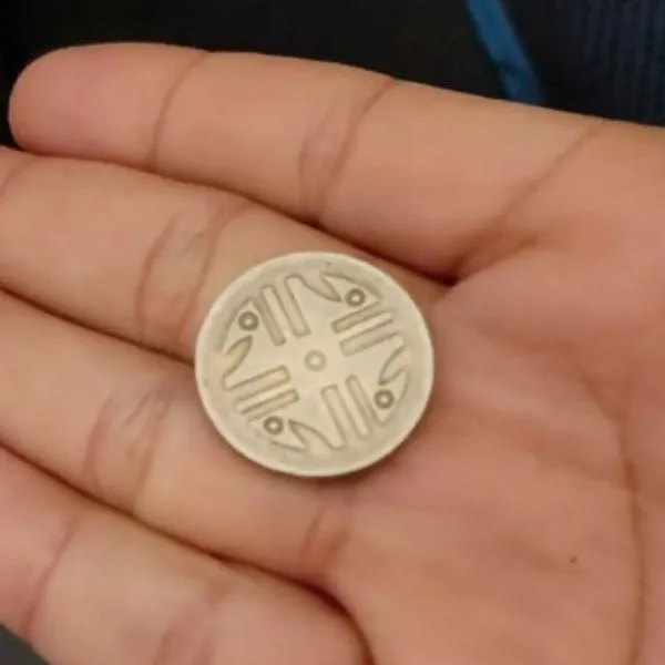 Moneda de 200 pesos con 5 puntos: cuánto vale hoy