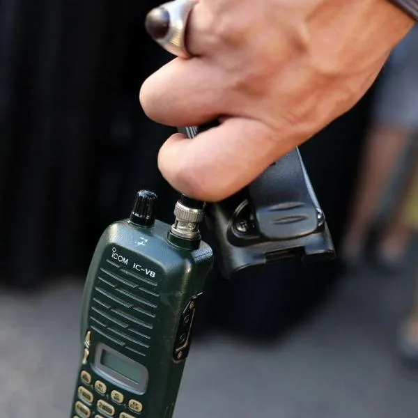 Fabricante de 'walkie-talkies' detonados en Líbano dice que no los fabrica desde hace 10 años