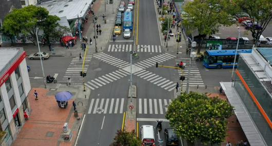 Pico y placa vehículos particulares y taxis en Bogotá hoy viernes 20 septiembre 