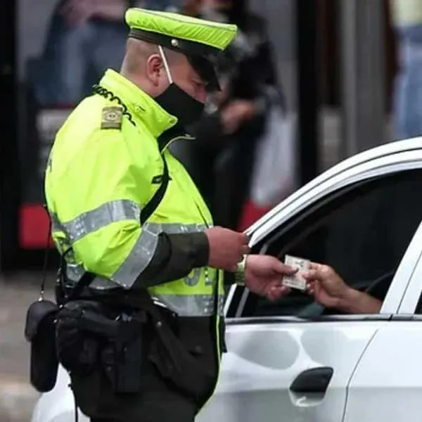 Multas de tránsito: cómo saber si tengo un comparendo en carro, moto y más
