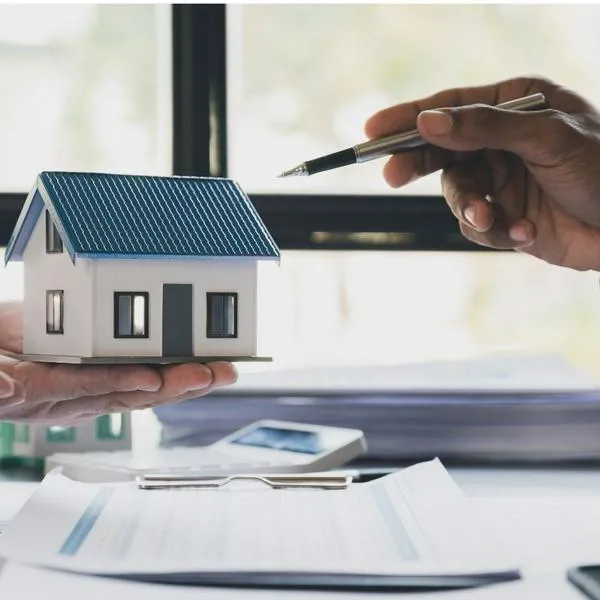 ¿Cuánto presta un banco para construir una casa en Colombia? Tasas de interés y más 