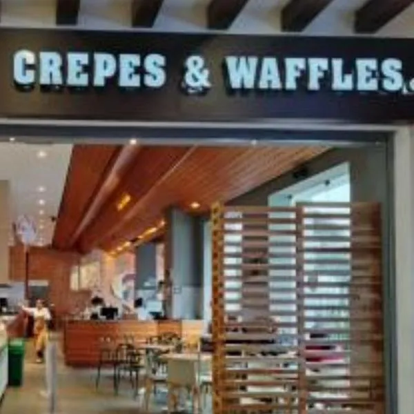 ¿Qué se necesita para trabajar en Crepes & Waffles? Tiene vacantes abiertas