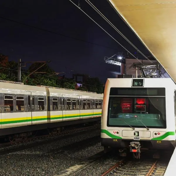 Estación del metro de Medellín, sistema de transporte donde murió una mujer al desplomarse allí