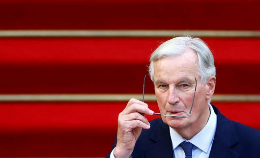 Michel Barnier diseña un gobierno inclinado a la derecha que nace fragilizado