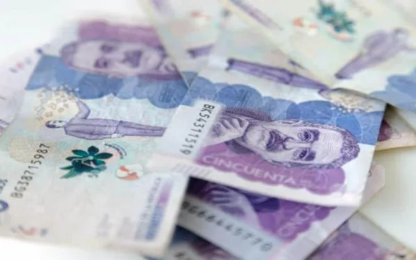 Por bajo recaudo tributario de agosto cumplimiento de la regla fiscal está en riesgo