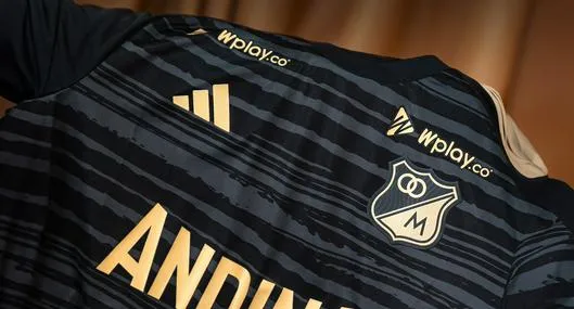 Nueva camiseta de Millonarios.