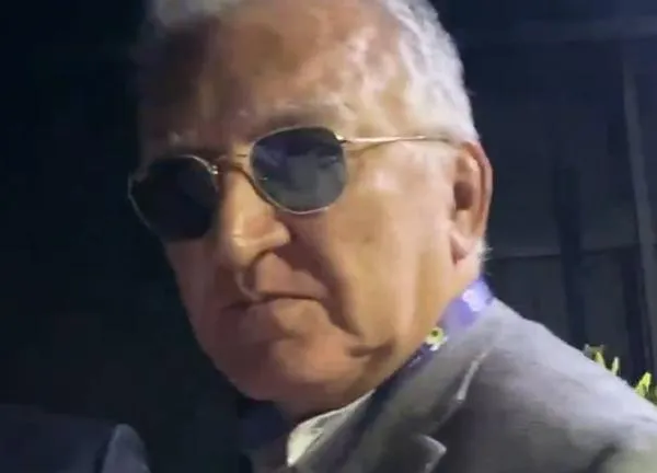 Dagoberto Quiroga: renuncia del Superintendente de Servicios.