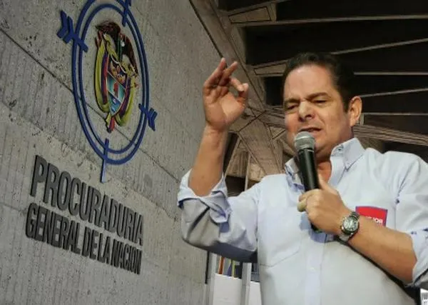 “Hay que acabar esa entidad”: Vargas Lleras cargó contra la Procuraduría