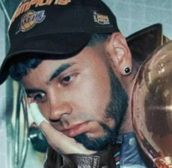 Anuel AA fue víctima de un millonario robo: se metieron a su casa en Miami