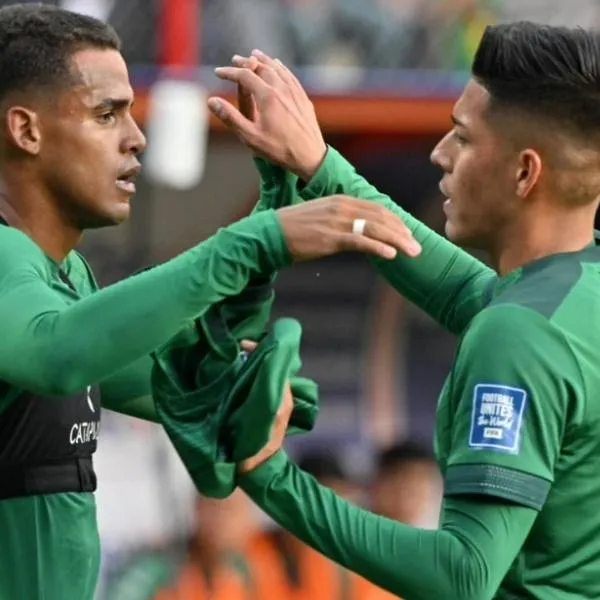 Bolivia ya trabaja con los jugadores locales, pensando en el partido con Colombia