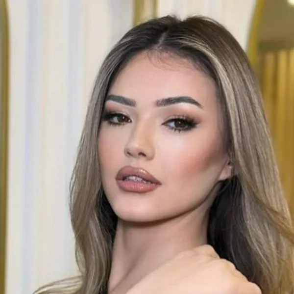 Influenciadora Kubra Aykut dejó carta antes de caer de edificio en Estambul
