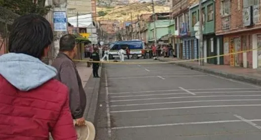 Asesinato de hombre en Bogotá: sicario lo atacó en iglesia de Ciudad Bolívar, después de que se despidiera de sus dos hijos.