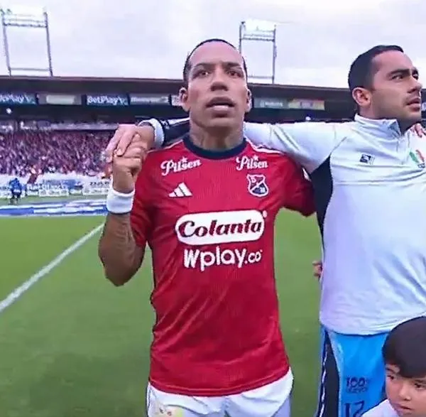 Dayro Moreno apareció con camiseta del Medellín e ilusionó a hinchas: qué pasó