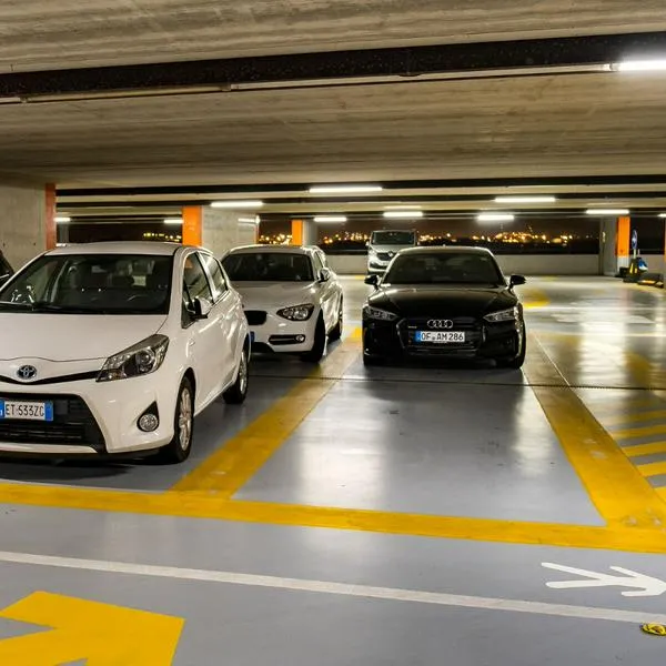 ¿Se puede vender el parqueadero de un apartamento? Ley explica 