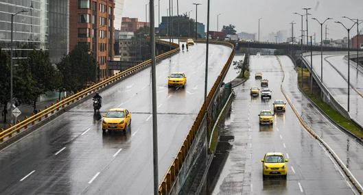 Horarios y otros datos del pico y placa para taxis durante octubre en Bogotá 