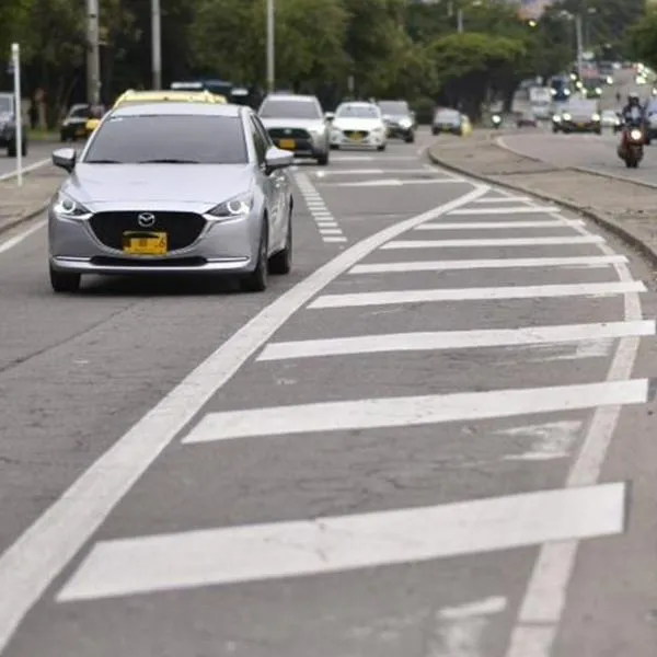 Pico y placa vehículos particulares y taxis en Bogotá hoy miércoles 2 de octubre 