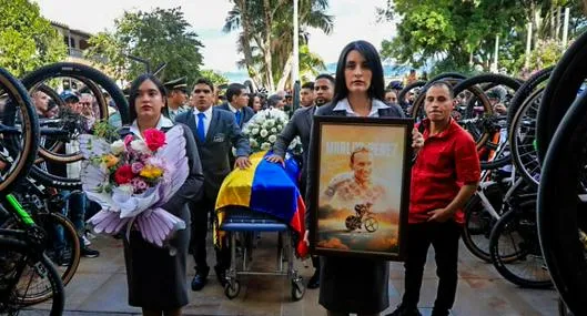 Adiós a Marlon Pérez: despedido entre aplausos y lágrimas fue despedido el ciclista colombiano