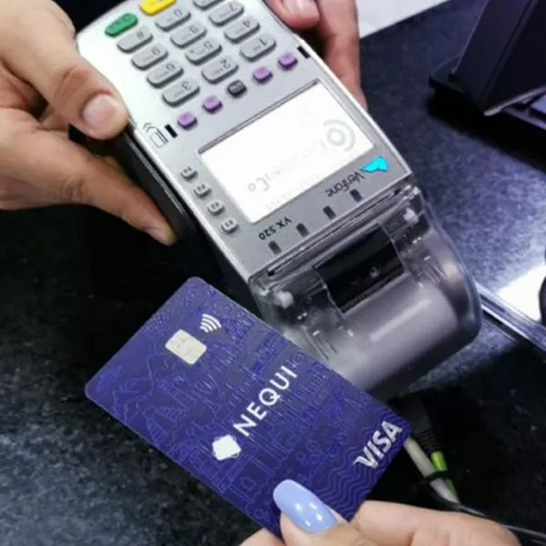 Nequi y su tarjeta Visa.