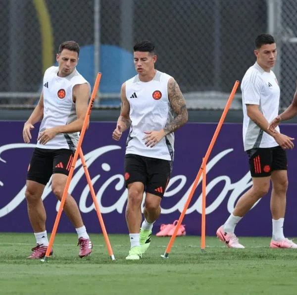 Selección Colombia: alineación Néstor Lorenzo vs. Bolivia; juega James Rodríguez