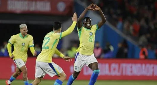 Brasil le ganó 2-1 a una Chile, que llega herida a enfrentar a Colombia, en el ‘Metro’