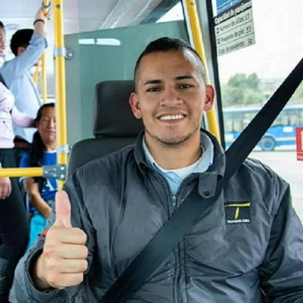  ¿Qué se necesita para ser conductor del SITP? Oferta laboral con sueldo hasta 2'400.000