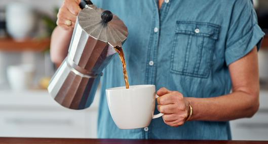 A qué hora se toma café en Colombia.