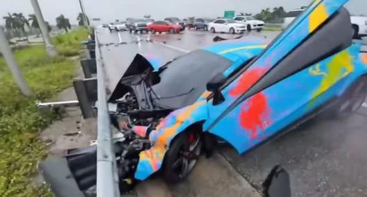 Jack Doherty tuvo fuerte accidente en Miami y terminó destruyendo su McLaren 