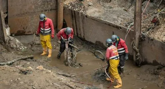 Autopista Norte con carril cerrado calle 134: obras en la vía y trancones