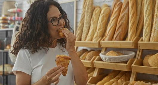 Comer pan en Colombia: consumo antes de la comida es perjudicial.