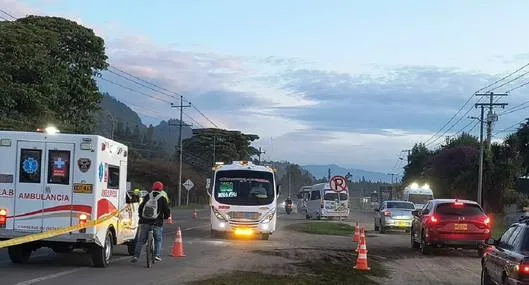 Accidente hoy cerca de Bogotá en vía Chía - Cota dejó un hombre muerto