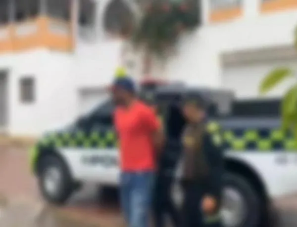 Brutal ataque: hombre le roció gasolina y le prendió fuego a su expareja en Lorica, Córdoba