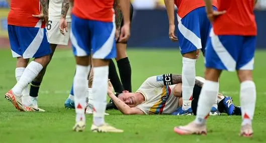 James Rodríguez lanzó un ‘túnel’ y luego fueron y le pegaron, en Colombia vs Chile