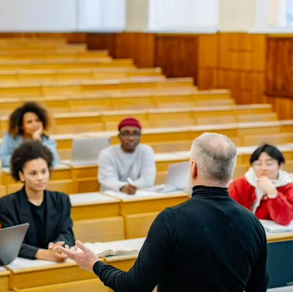 5 carreras menos estudiadas de Colombia que dejan buena plata