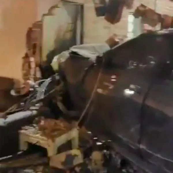 Conductor del BMW estrellado en Ciudad Salitre (Bogotá) tenía licencia vencida
