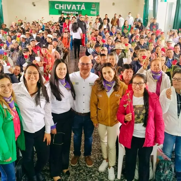 Mujeres colombianas, pieza clave para construir paz a través de la reforma agraria