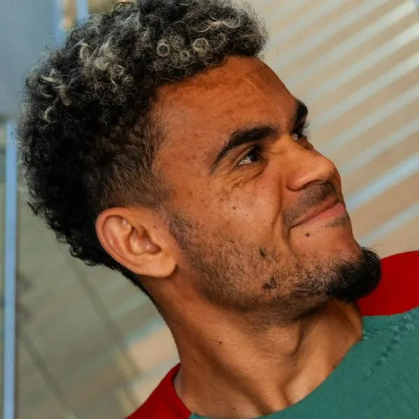 Luis Díaz, suplente en Liverpool vs. Chelsea; razón es por Selección Colombia