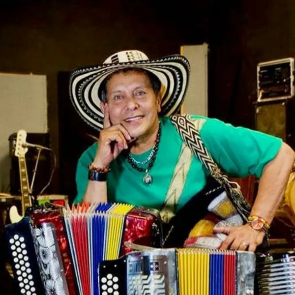Confirman dónde, cuándo y a qué horas son las honras fúnebres de Egidio Cuadrado, famoso acordeonero de Carlos Vives que falleció en Bogotá. 