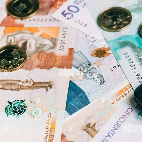Salario mínimo en Colombia de 2025; propuestas empiezan distanciadas