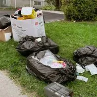 ¿Qué hacer si mi vecino tira basura a mi casa? Hay sanciones según ley 