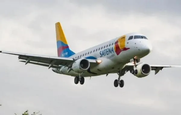 SATENA cambia color de aviones para conmemorar Mes de la Lucha Contra el Cáncer de Mama